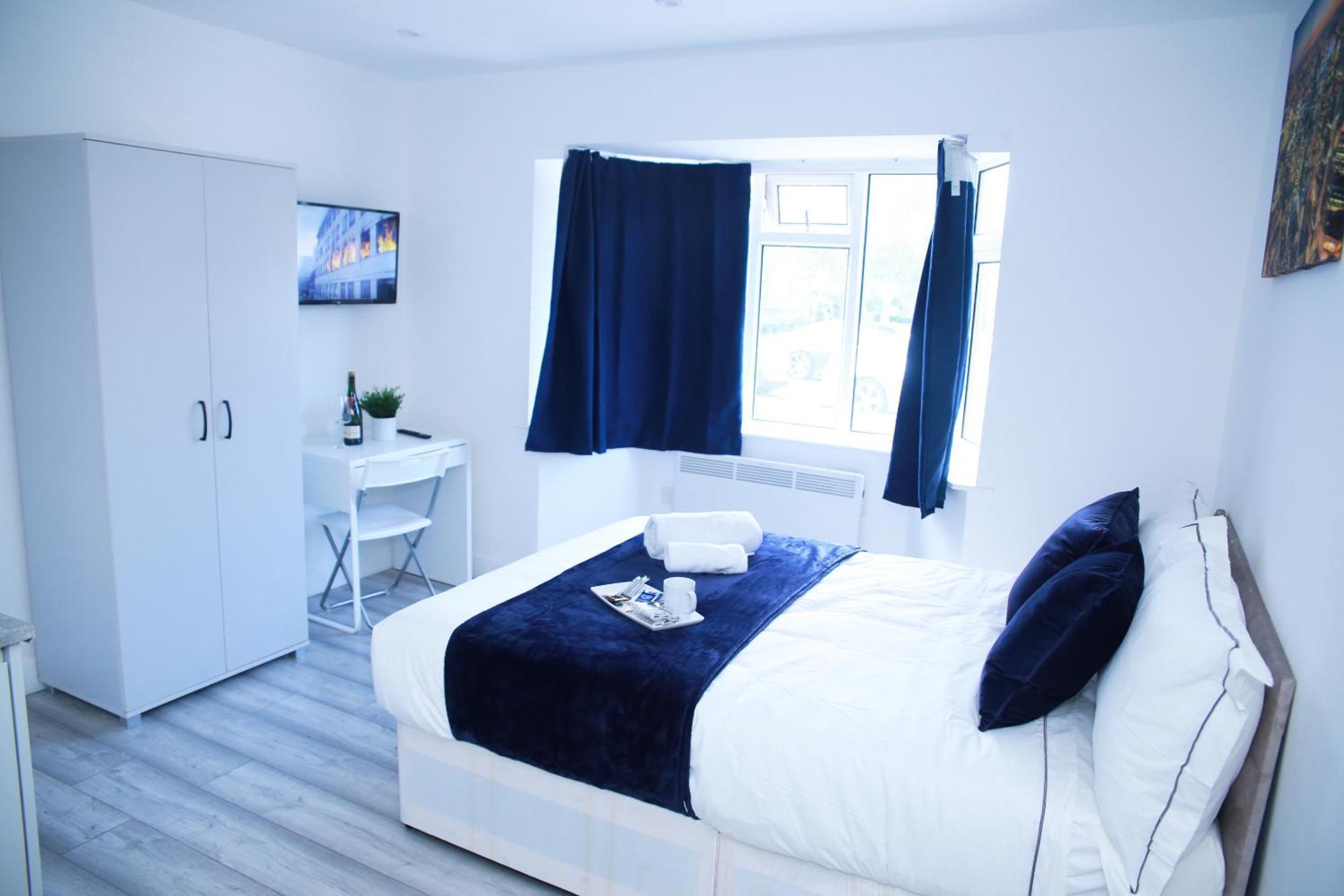 Lovely Apartment With Free Parking On Premises. Лондон Экстерьер фото