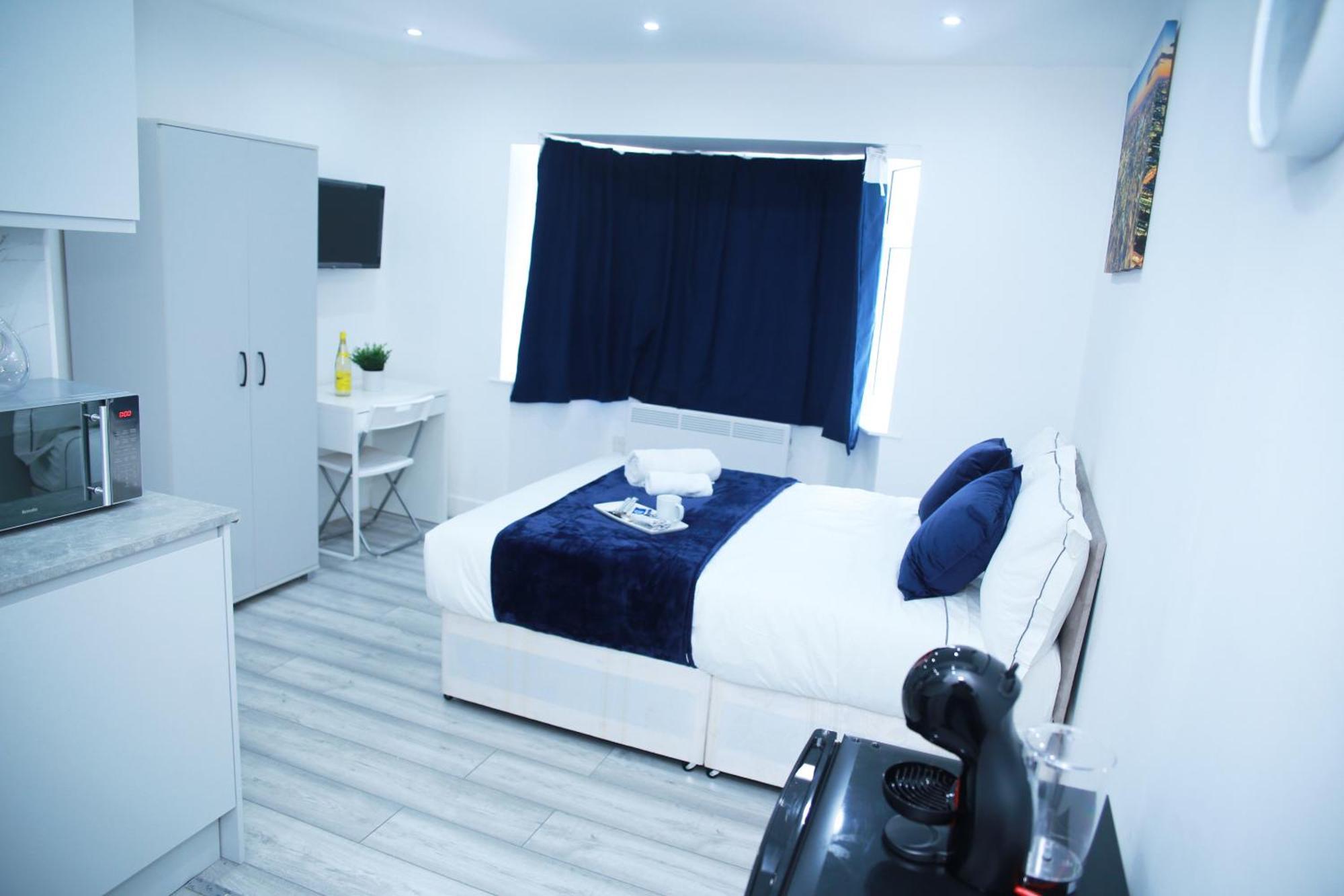 Lovely Apartment With Free Parking On Premises. Лондон Экстерьер фото