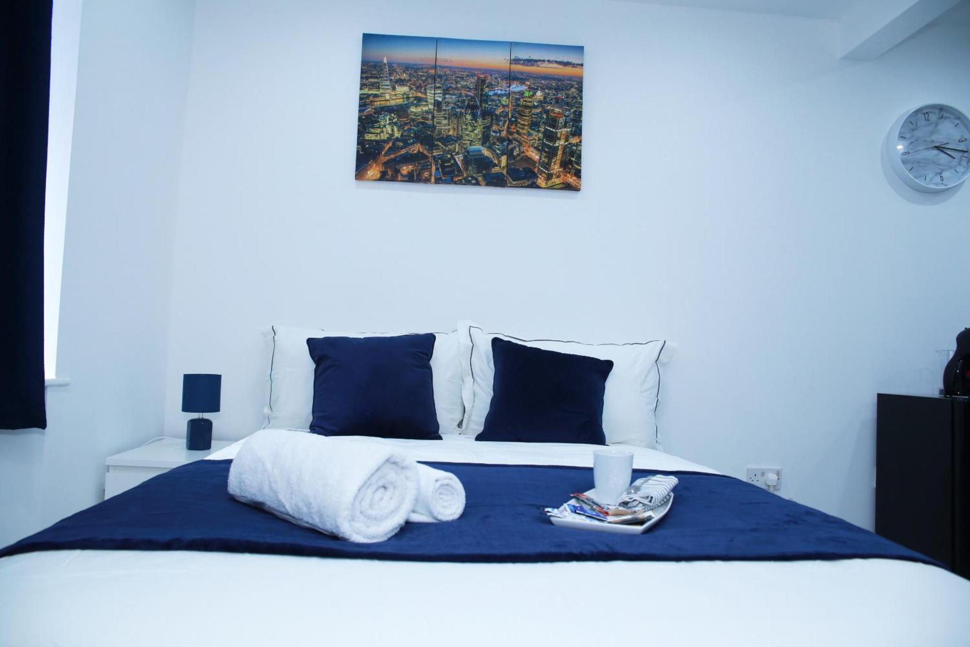 Lovely Apartment With Free Parking On Premises. Лондон Экстерьер фото