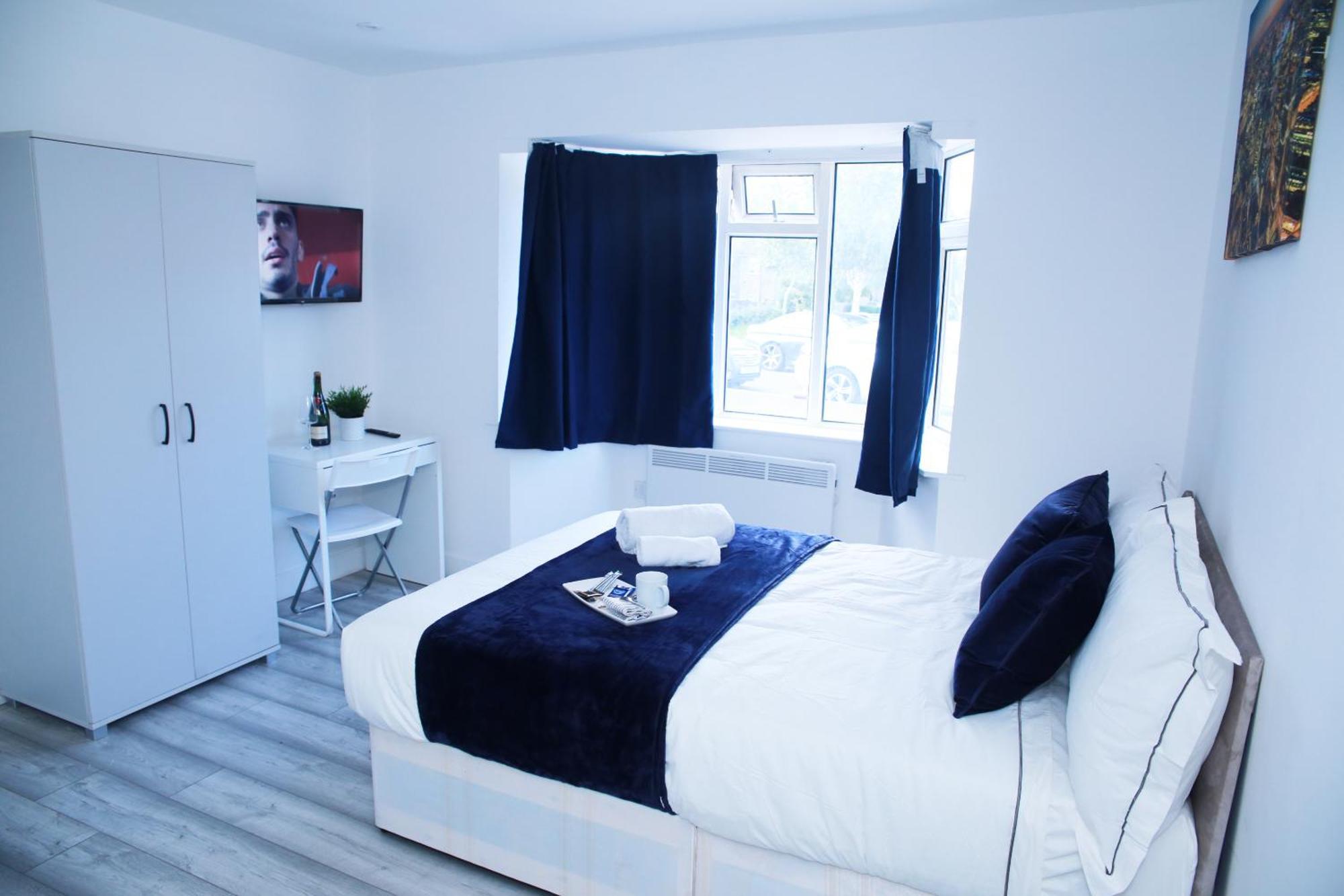 Lovely Apartment With Free Parking On Premises. Лондон Экстерьер фото